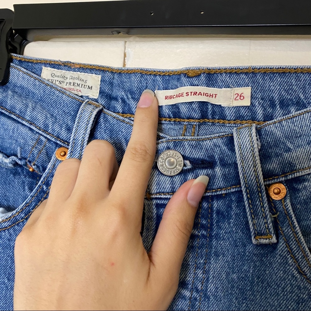 Levi's Ribcage Straight High Rise Light Wash Haters Gonna Hate Jeans 26 - Picture 5 of 10